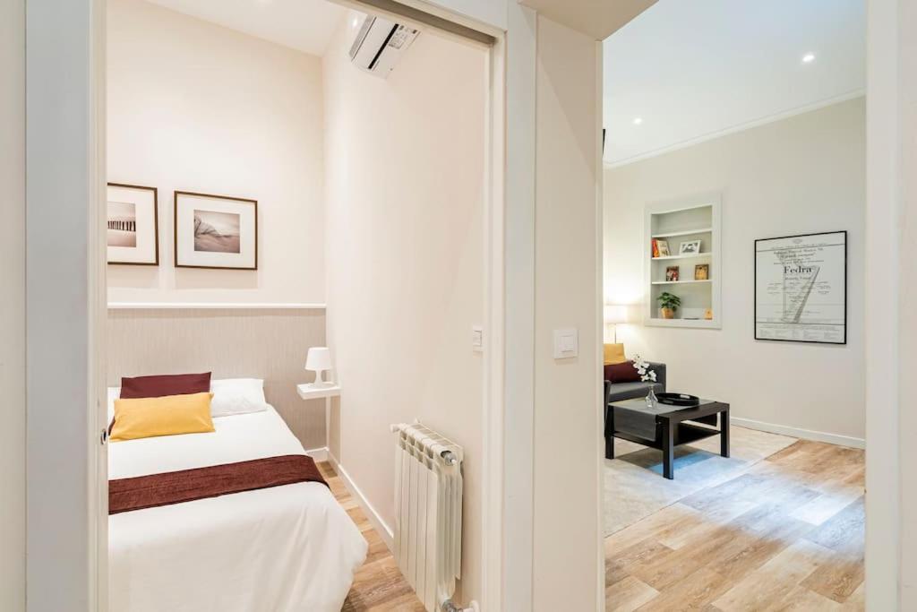 Victor Apartments Prado Madrid Exterior photo