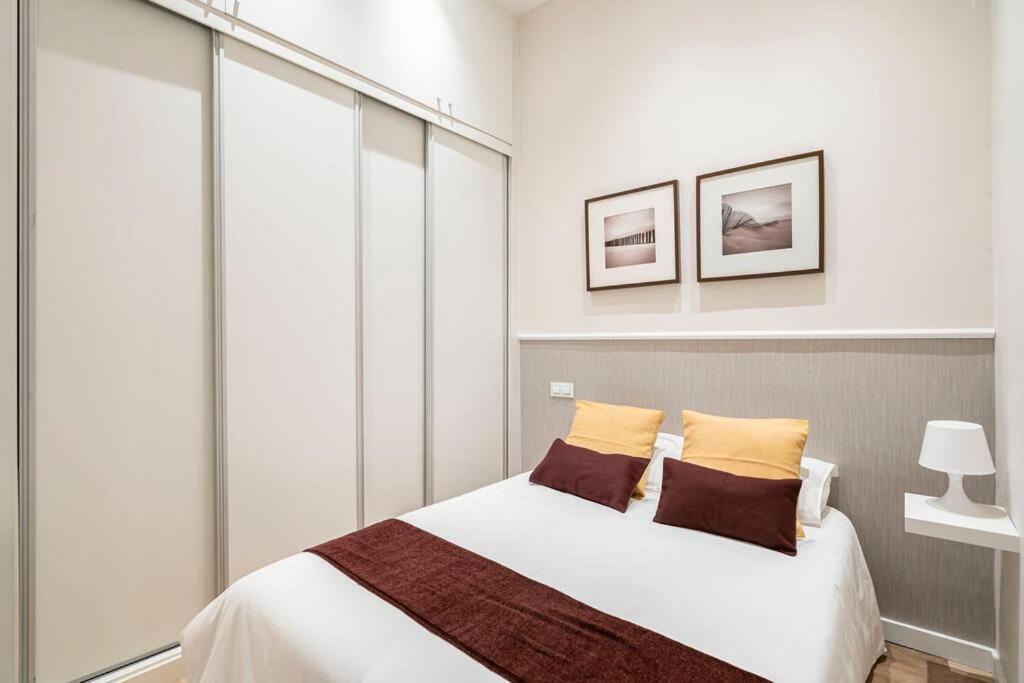 Victor Apartments Prado Madrid Exterior photo