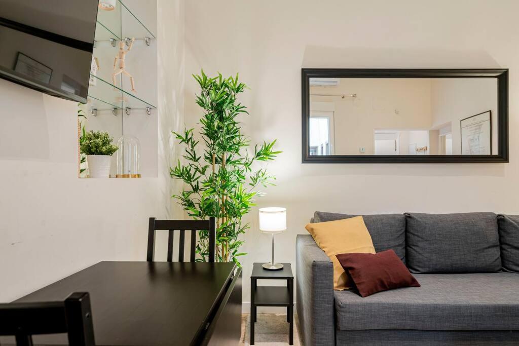 Victor Apartments Prado Madrid Exterior photo